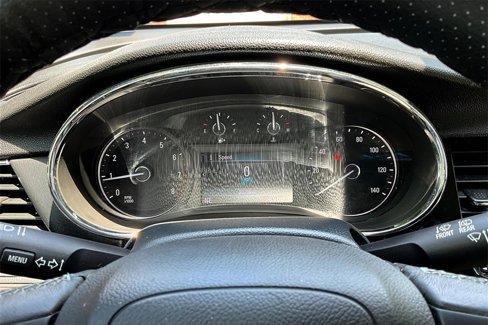 Used 2021 Buick Encore Preferred w/ Safety Package image 13