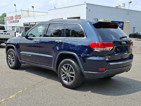 Used 2018 Jeep Grand Cherokee Limited image 3