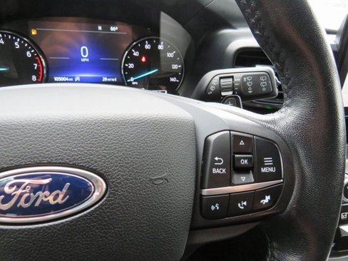 Used 2020 Ford Explorer XLT w/ Comfort Package image 19