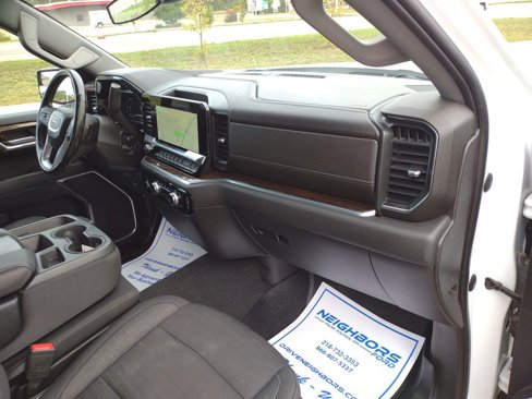 Used 2022 GMC Sierra 1500 SLE image 28
