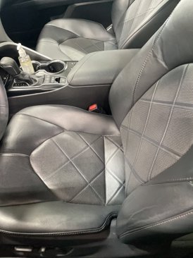 Used 2018 Toyota Camry XLE image 9