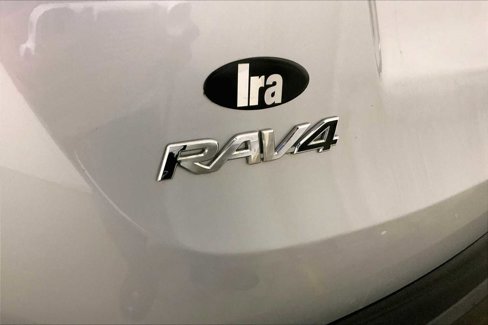 Used 2015 Toyota RAV4 Limited image 9