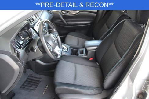 Used 2017 Nissan Rogue SV image 14