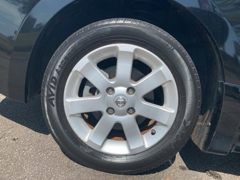 Used 2010 Nissan Sentra 2.0 SR image 9
