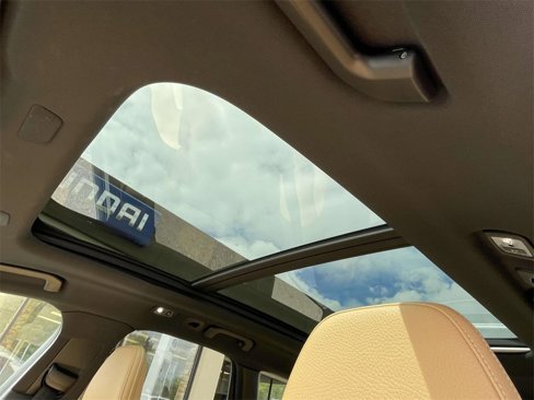 Used 2020 Volvo XC60 T6 Momentum image 18