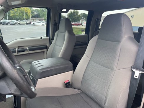 Used 2010 Ford F250 XLT image 12