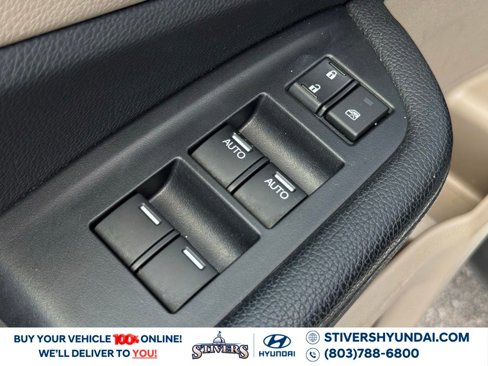Used 2017 Honda Pilot Touring image 33