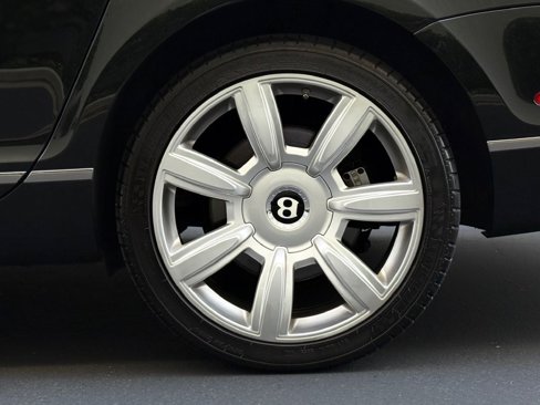 Used 2006 Bentley Flying Spur Flying Spur image 9