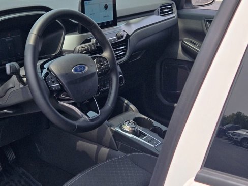 Used 2024 Ford Escape Active w/ Cold Weather Package image 24