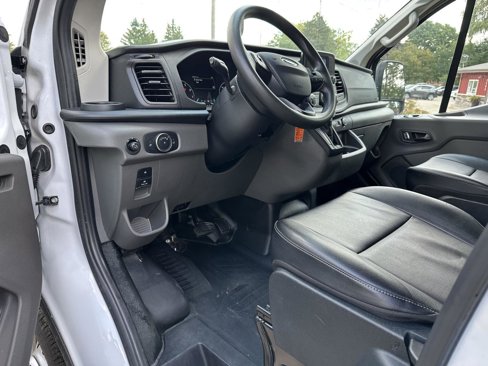 Used 2022 Ford Transit 250 Low Roof AWD image 28