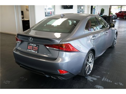 Used 2018 Lexus IS 300 F Sport image 7