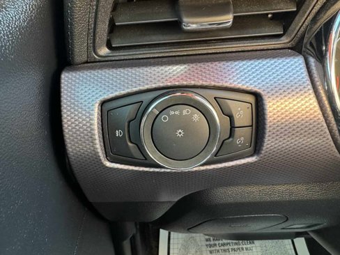 Used 2015 Ford Mustang Coupe image 25