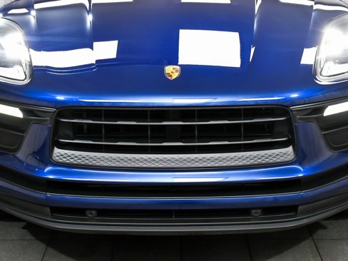 Used 2022 Porsche Macan image 70