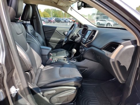 Used 2016 Jeep Cherokee Limited w/ Technology Group image 10