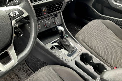Used 2020 Volkswagen Jetta S image 17