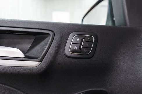Used 2024 Ford Escape Platinum image 28
