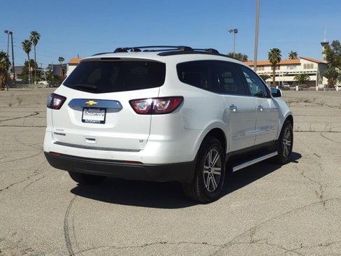Used 2017 Chevrolet Traverse LT image 5