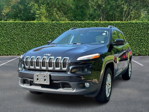 Used 2015 Jeep Cherokee Latitude w/ Safety Group image 6