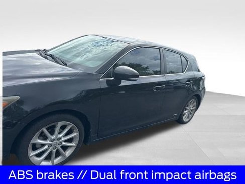 Used 2013 Lexus CT 200h w/ Premium Pkg w/Backup Camera image 16