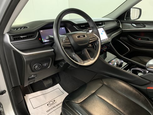 Used 2021 Jeep Grand Cherokee L Limited image 12