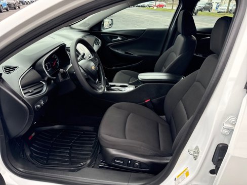 Used 2020 Chevrolet Malibu LT image 15