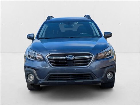 Used 2018 Subaru Outback 2.5i Limited image 2