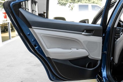 Used 2017 Hyundai Elantra Limited image 44