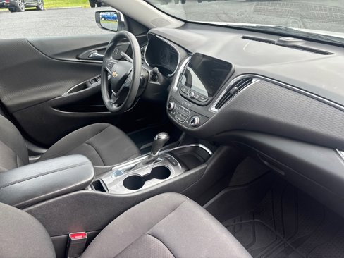 Used 2020 Chevrolet Malibu LT w/ Redline Edition image 47