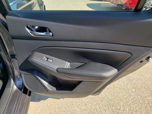 Certified 2022 Nissan Altima 2.5 SV image 21