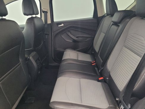 Used 2017 Ford Escape SE w/ SE Sport Appearance Package image 18
