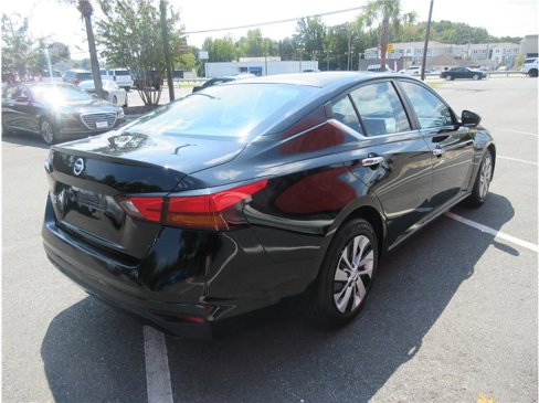 Used 2021 Nissan Altima 2.5 S image 5