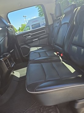 Used 2022 RAM 1500 Laramie image 13