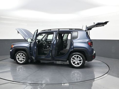 Used 2020 Jeep Renegade Latitude image 37
