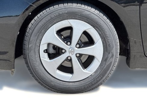 Used 2013 Toyota Prius Four image 10
