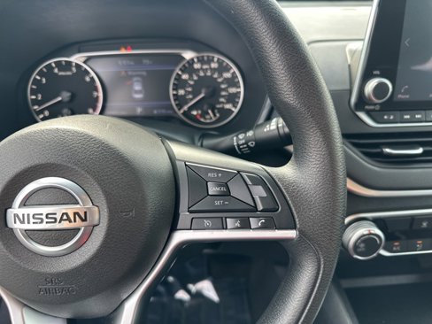 Used 2022 Nissan Altima 2.5 SV image 21