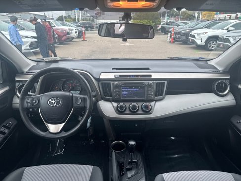 Used 2015 Toyota RAV4 LE image 11
