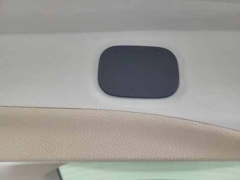 Used 2016 Nissan Rogue SV w/ SV Moonroof Package image 14