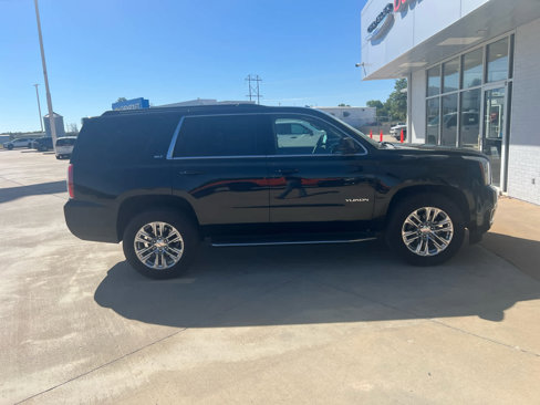 Used 2017 GMC Yukon SLT image 5