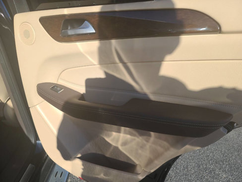 Used 2018 Mercedes-Benz GLE 350 4MATIC image 37