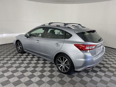 Used 2017 Subaru Impreza 2.0i Limited image 6