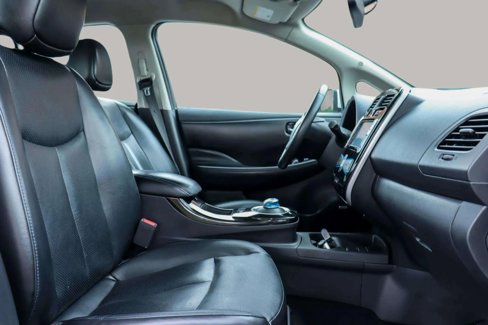 Used 2016 Nissan Leaf SL w/ Premium Package image 25