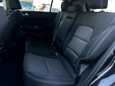 Used 2019 Kia Sportage LX image 11