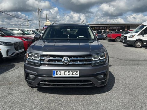 Used 2019 Volkswagen Atlas SEL R-Line image 2