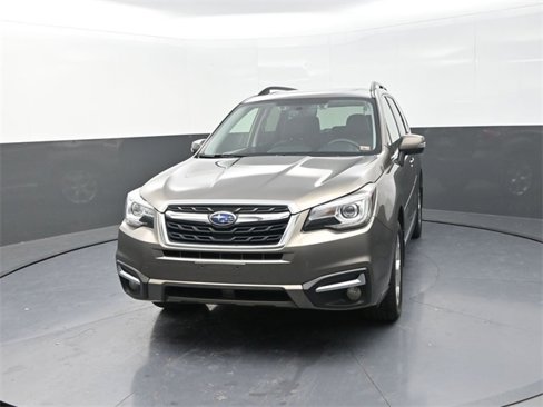 Used 2017 Subaru Forester 2.5i Touring image 2