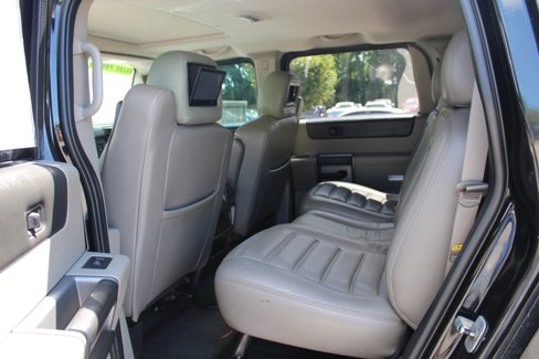 Used 2004 HUMMER H2 w/ Preferred Equipment Group image 14