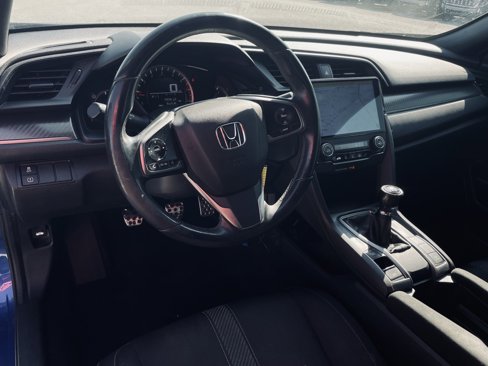 Used 2018 Honda Civic Sport image 9