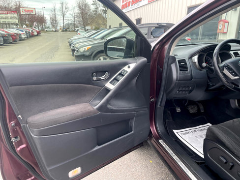 Used 2013 Nissan Murano SV image 10
