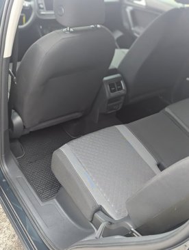 Used 2018 Volkswagen Tiguan S image 12