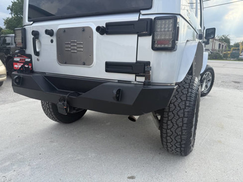 Used 2012 Jeep Wrangler Unlimited Rubicon w/ Connectivity Group image 29