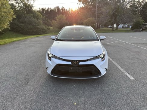 Used 2024 Toyota Corolla LE image 8